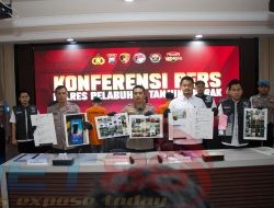 Polres Pelabuhan Tanjungperak Amankan 2 Tersangka Admin Grup Facebook “Gay Khusus Surabaya” Sebar Konten Asusila