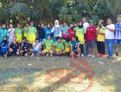 Politisi Muda, Sandi Ikromah Aulia Mochtar Berikan Pembinaan Pada Tim Sepak Bola Putri