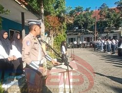 Aiptu Eko Setyo Budi Irup di MTs Nurul Hidayah Koncer Tenggarang, Sosialisasi Operasi Patuh Semeru 2025
