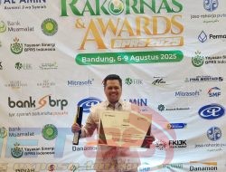 Spirit Langit Prestasi Bumi, Abah Asyik Bawa Bank Sampang Raih Penghargaan Nasional Bergensi