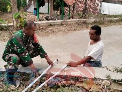 Karya Nyata Babinsa Proppo, Pasang Pipa Air Bersih untuk Masyarakat