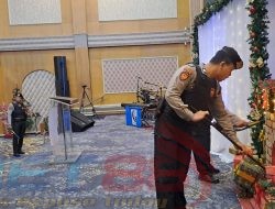 Pastikan Ibadah Tahun Baru Berlangsung Aman, Polres Situbondo Sterilisasi Sejumlah Gereja