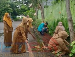 Menuju Indonesia Asri Jadi Gerakan Nyata, Bupati Situbondo Bareng OPD di Situbondo Lakukan Bersih-Bersih Serentak