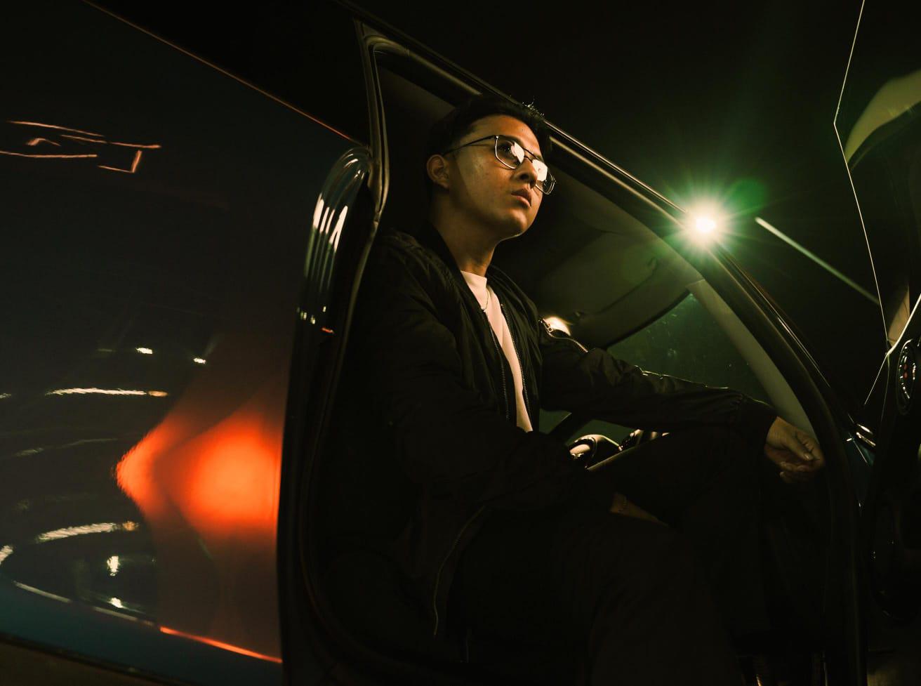 Comeback dengan Nuansa Baru, Igan Andhika Perkenalkan Single RnB “Satu-Satunya”