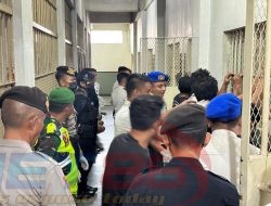 Lapas Narkotika Pamekasan Gelar Razia Gabungan, Warga Binaan dan Pegawai Tes Urine, Semua Negatif