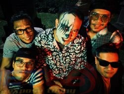 Eksplorasi Tanpa Batas, 1-800 Wicked Hadirkan Nuansa Sinematik di “Vespa Biru”