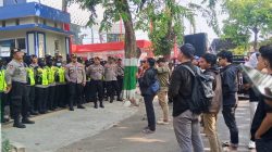 Aliansi BEM se-Pamekasan Demo Bea Cukai Madura, Desak Tangkap dan Berantas Rokok Ilegal
